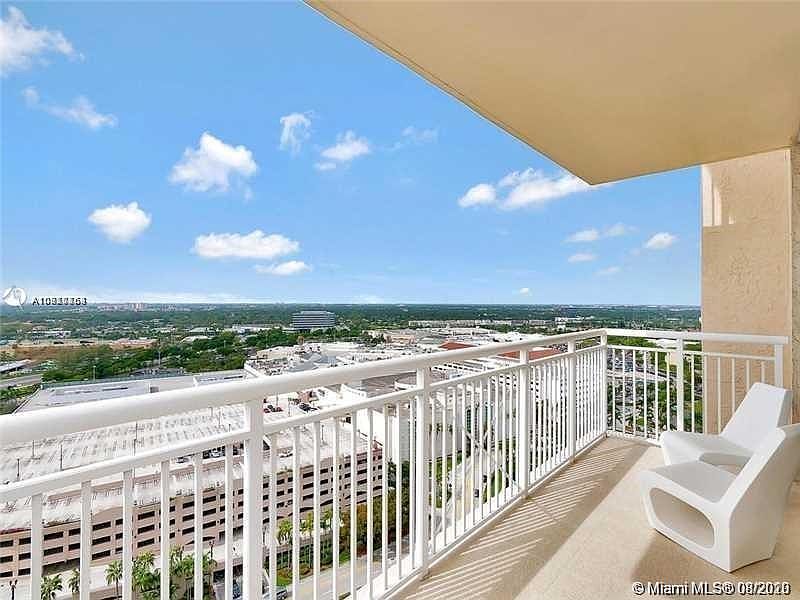 1st image of 19501 W Country Club Dr APT 2208