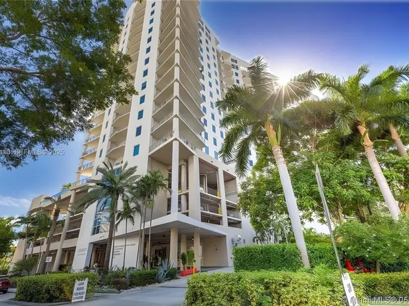 10 SW South River Dr APT 608, Miami, FL 33130