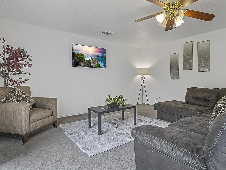 14711 Mountainside Rdg