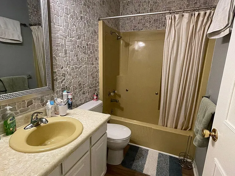2111 Tamarack Ct — Photo 11