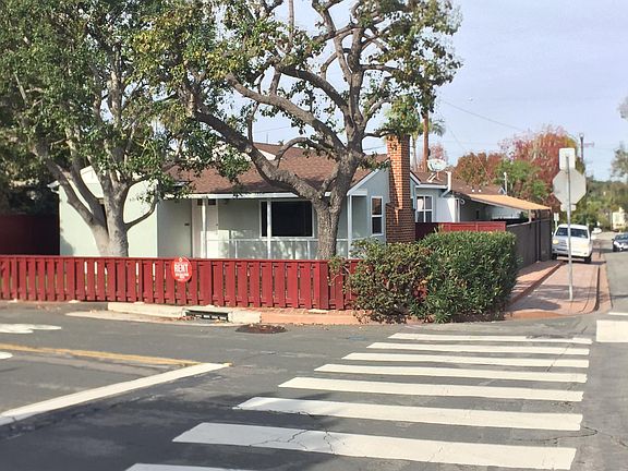 3rd image of 551 Marine Ave