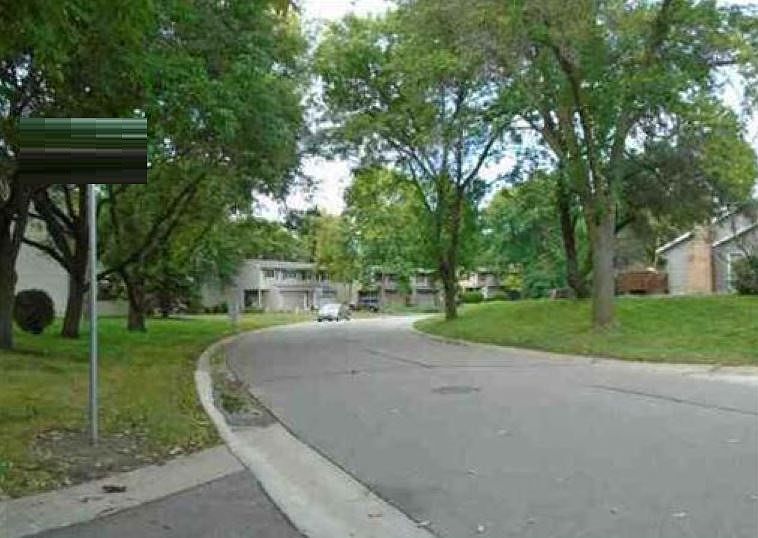 2nd image of 8948 Neill Lake Rd #151