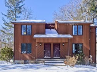 68 Lake George Rd, Wales, MA 01081