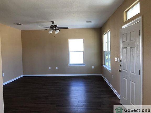 4th image of 2626 Avenue D