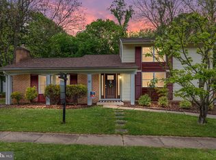 10 Brookfield Cir, Sterling, VA 20164