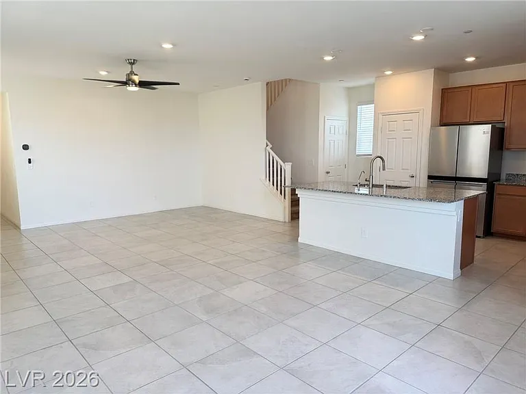 2321 Teatro Ave — Photo 9