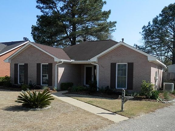 2nd image of 3864 Berkshire Dr