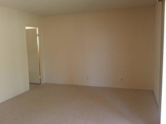 2nd image of 24321 Northview Pl
