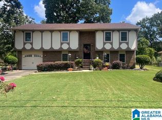 409 Live Oak Cir, Fairfield, AL 35064