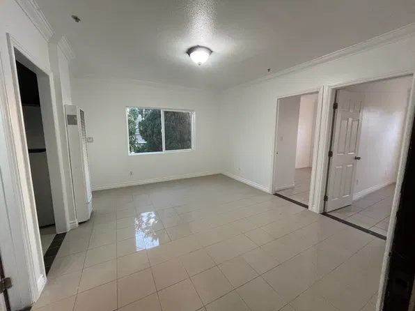 2400 E 3rd St #2, Los Angeles, CA 90033