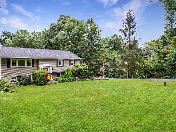 2nd image of 44 Mountain View Dr