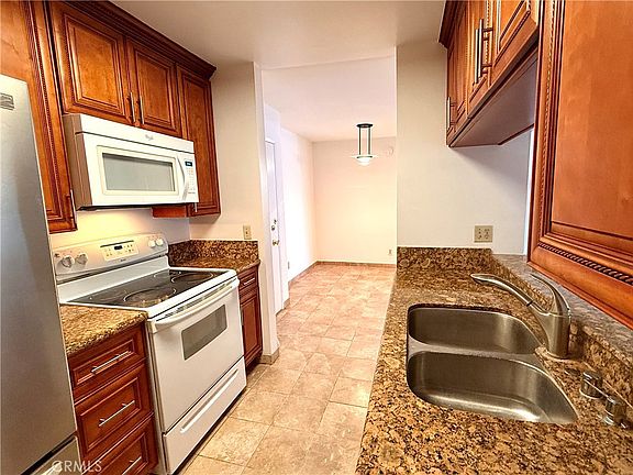 4th image of 5460 White Oak Ave Unit E228