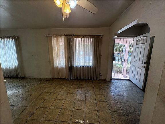 4th image of 14023 Studebaker Rd