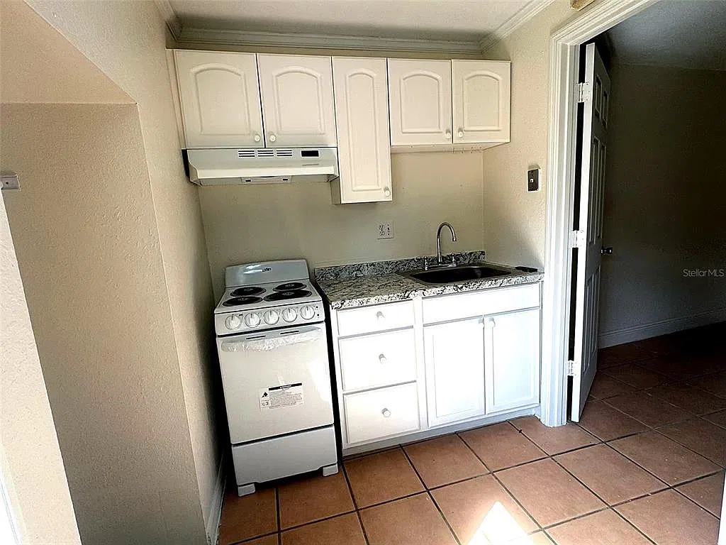 1 bed, 1.0 bath, 537 sqft, $1,300 — Photo 4