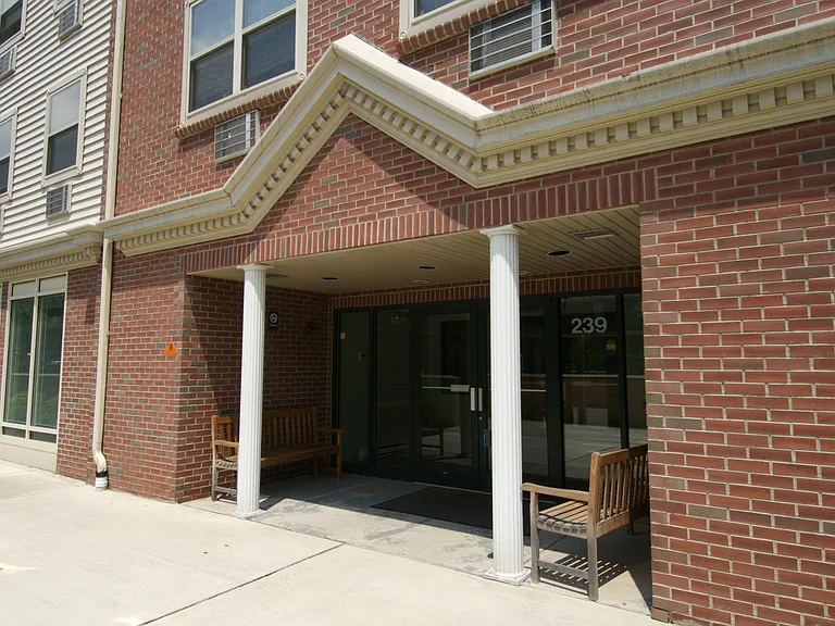 AHEPA Highland Apartments — Photo 2