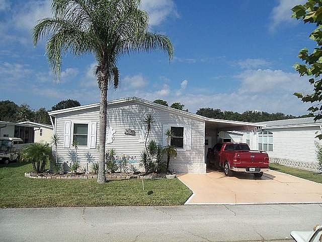 1st image of 600 Clover Ln