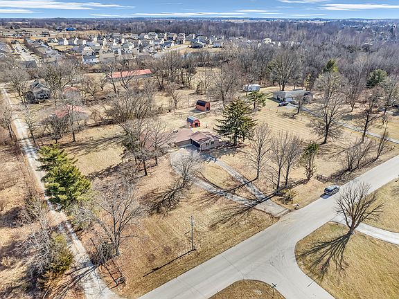 3rd image of 3899 Honey Creek Blvd