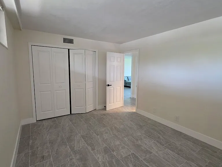 2618 Cove Cay Dr #103 — Photo 13