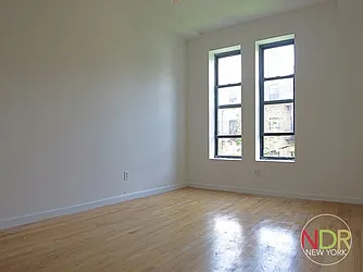 Rented by Next Door Realty NYC