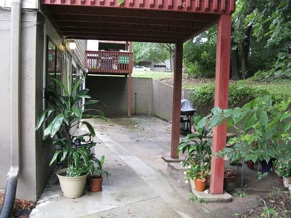 Entrance to apartment