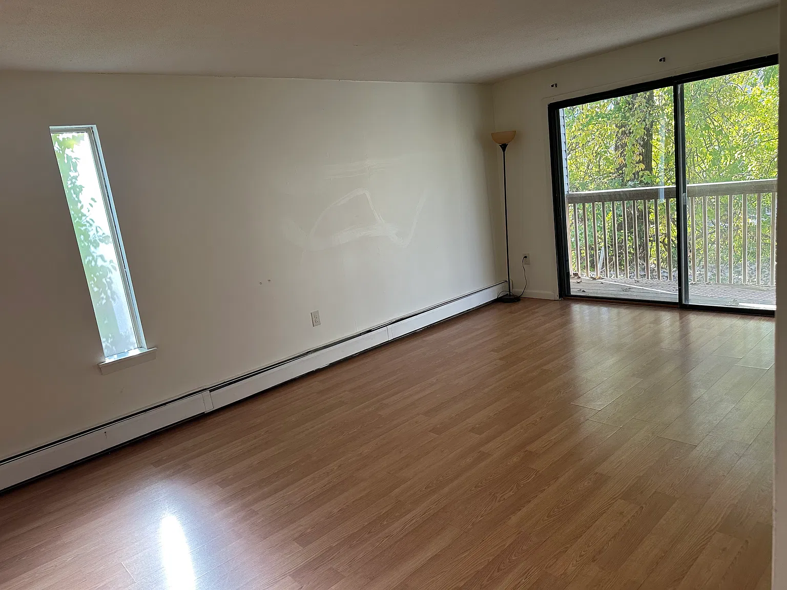 2 bed, 1.5 bath, 1165 sqft, $1,975 — Photo 3