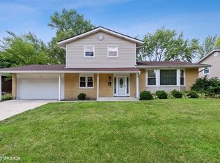 4130 Williams Ct, Hoffman Estates, IL 60192