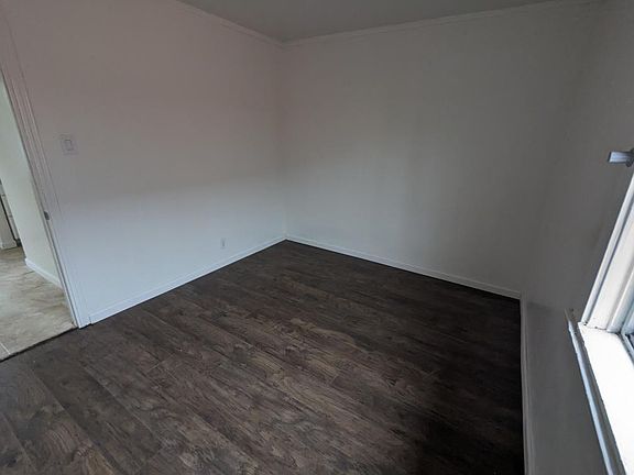 4th image of 426 S Bernal Ave