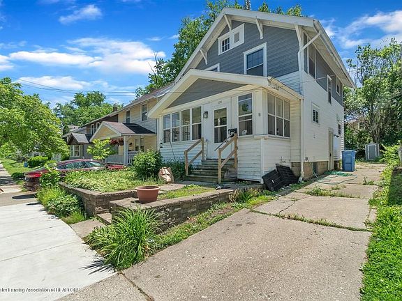 3rd image of 1223 Edward St