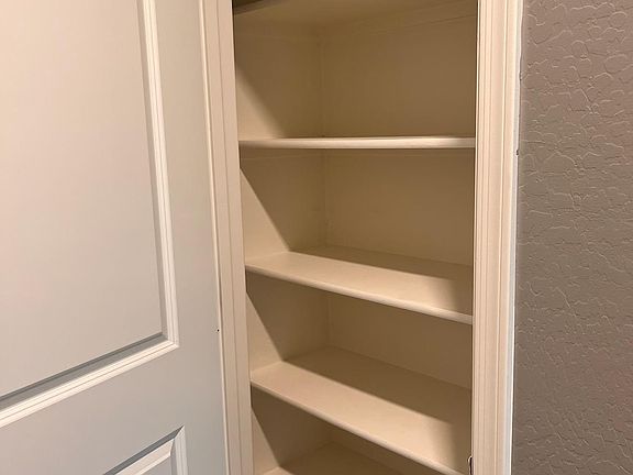 5th image of 285 E Tropical Dr