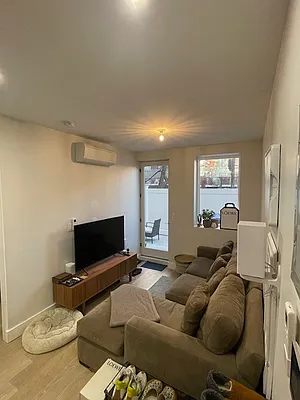 Rented by Aron Fried, LREB | media 8