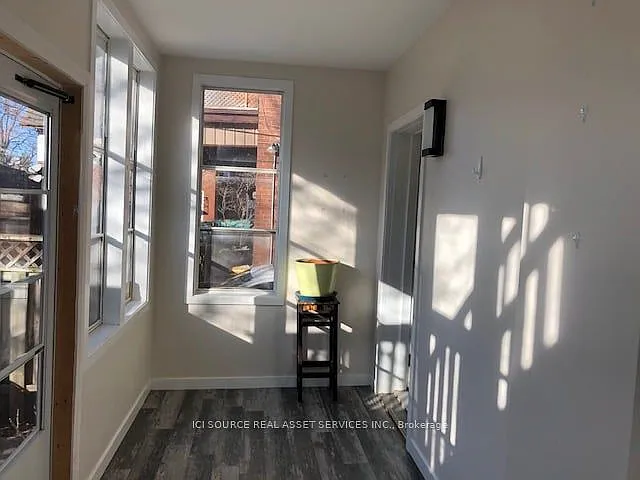 16 Eastbourne Ave #MAIN FL — Photo 15