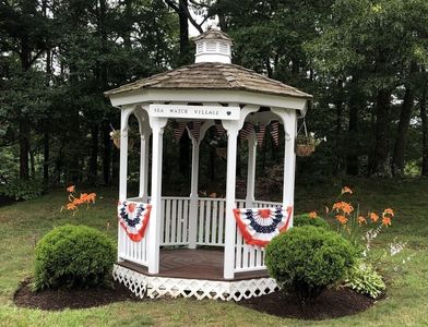 8 Round House Rd #8, Buzzards Bay, MA, 02532
