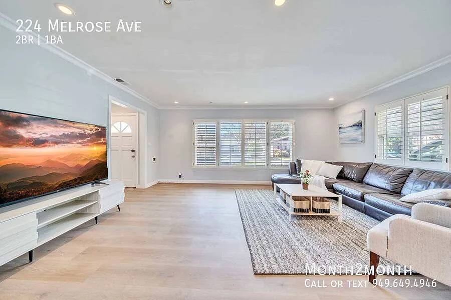 Charming Melrose Retreat — Photo 3