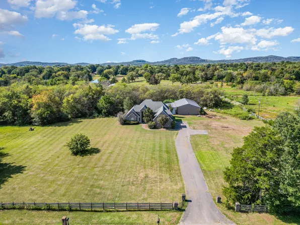 7173 Rhodes Ln, Lascassas, TN 37085