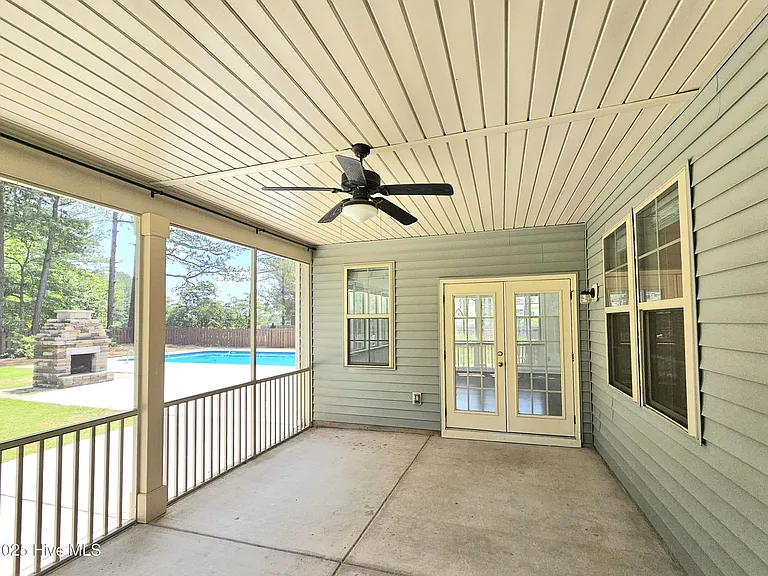 100 Mayfield Ct — Photo 19