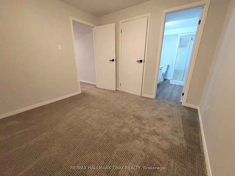 30 Orwell Cres — Photo 17