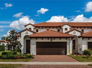 7738 Bristol Cir, Naples, FL 34120