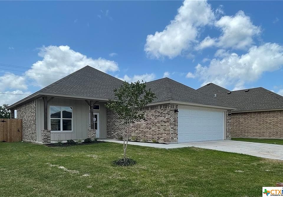 1st image of 209 Amberglow Ct