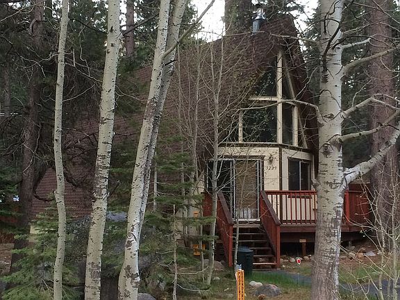 3rd image of 3229 Panorama Dr