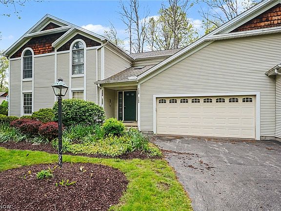 2nd image of 1344 Fox Run Ct