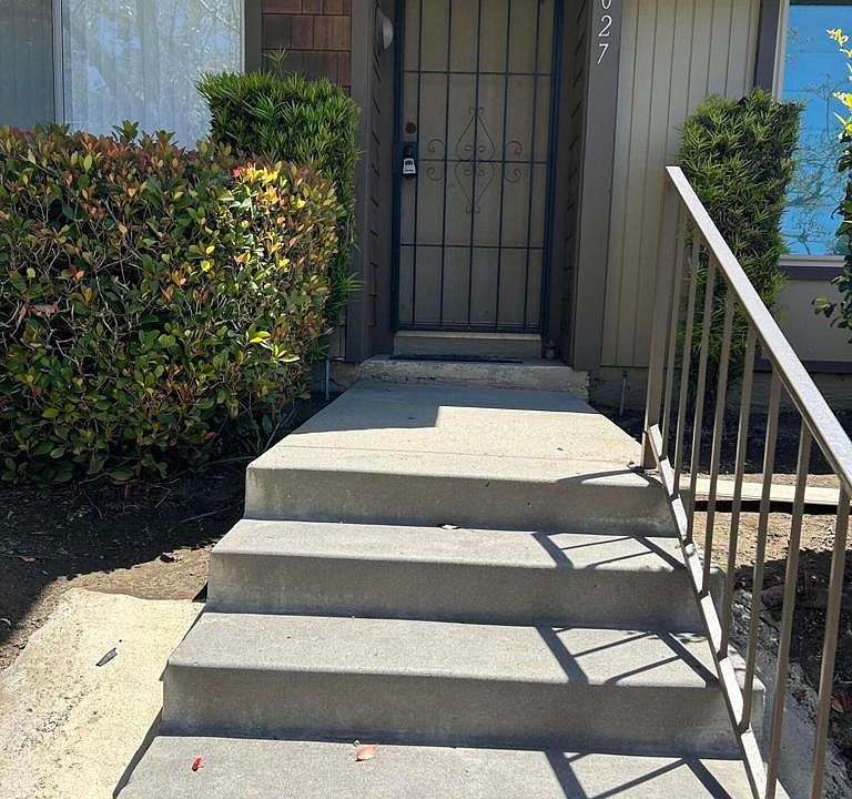 1st image of 7027 Flicker Ct