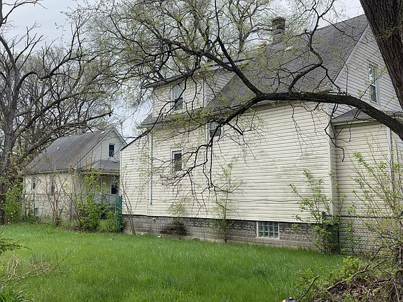 3rd image of 10721 S Wentworth Ave