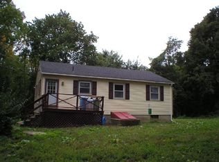 101 Turnpike Rd, Ashby, MA 01431