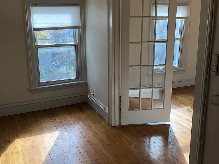 128 Pleasant St #4 — Photo 7