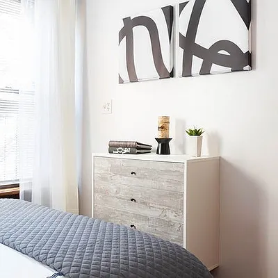 Rented by MD NYC Management LLC | media 6