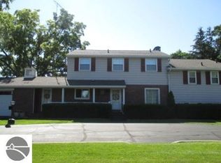 820 Watson Rd, Mount Pleasant, MI 48858