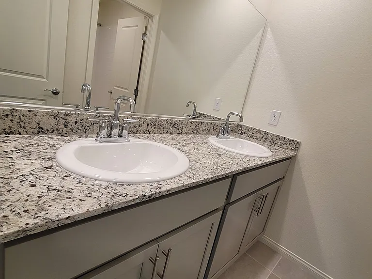 4552 Merlot Hills Ave — Photo 32