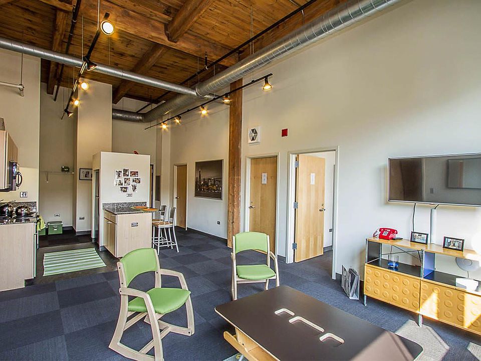 I'm subletting my room from May 16th to July 31st. I'm askin