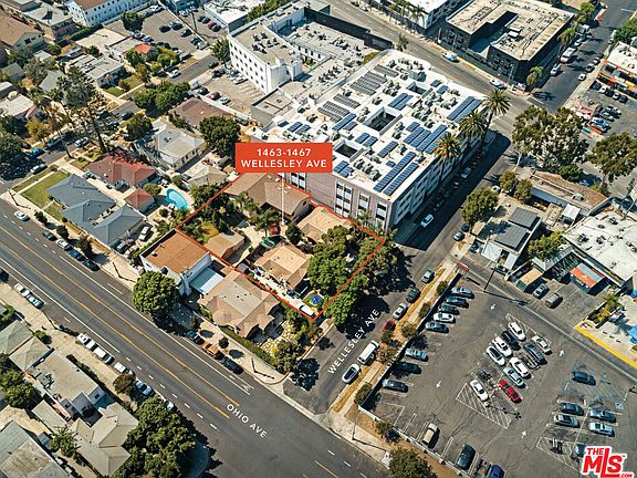 2nd image of 1463-1467 Wellesley Ave