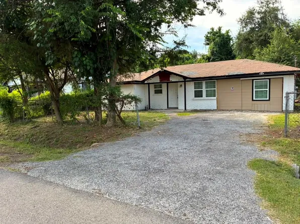 1918 Hampton St, Houston, TX 77088